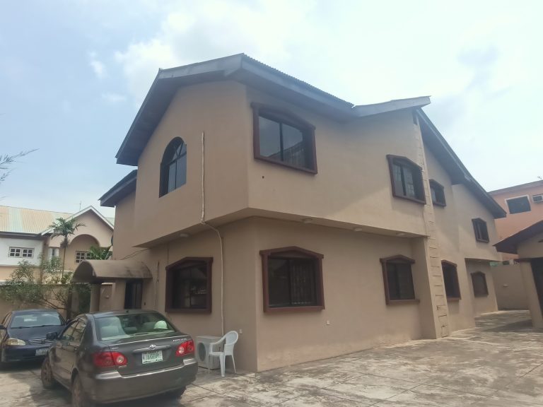 6Bedroom Detached House (Ensuite)